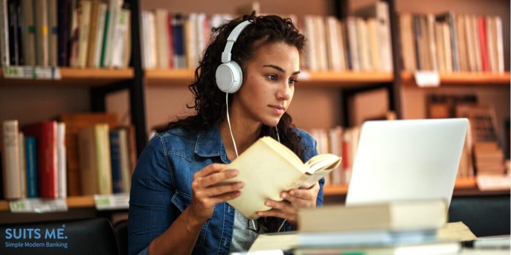 A female watching and listening to an online e-learning course